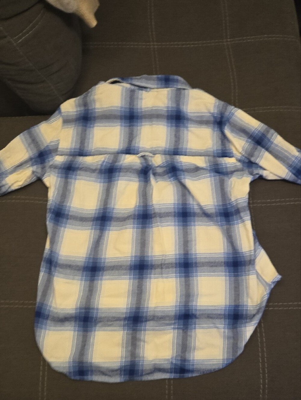 American Eagle Outfitters White and Blue Plaid Button-Down Shirt - Picture 2 of 4